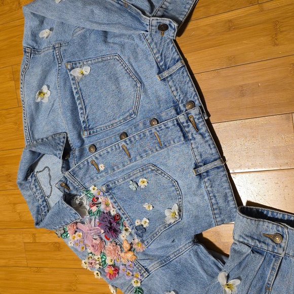 Miss Sixty Denim Cropped Floral Appliqué Jacket - Picture 4 of 9